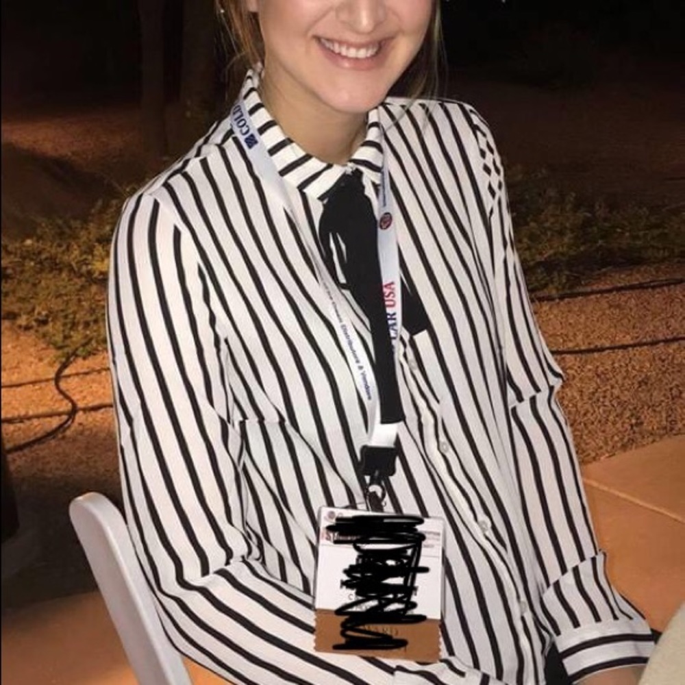 Long sleeve cropped shirt with neck bow